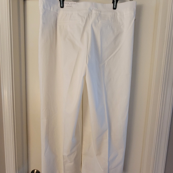 NWT Chico's So Slimming Brigitte Grommet Wide Leg Crop - Size 2.5R - Alabaster - Picture 2 of 5
